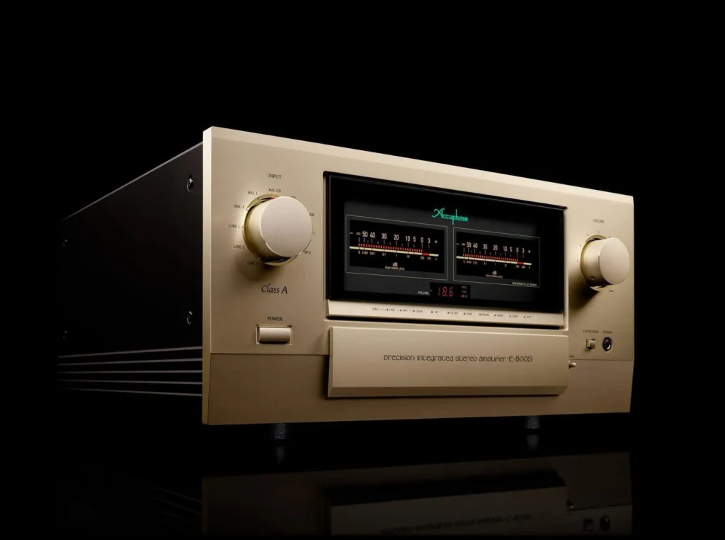 Accuphase E-800S Vollverstärker