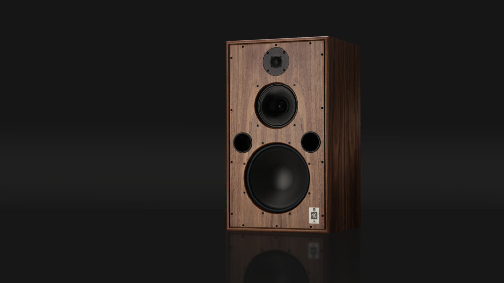 M40 5 Walnut Harbeth 08 JH